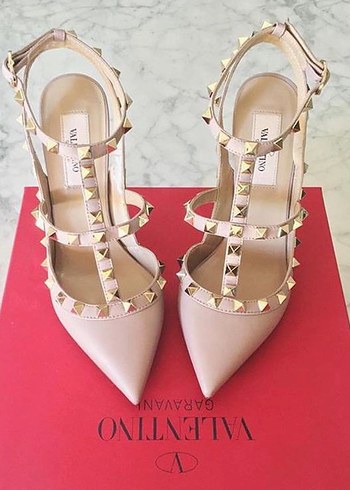 Pembe Tokalı Valentino Stiletto