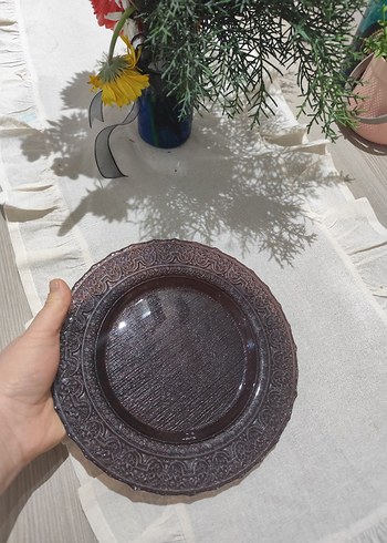 Koyu Kahverengi İşlemeli Tabak - Görsel 2