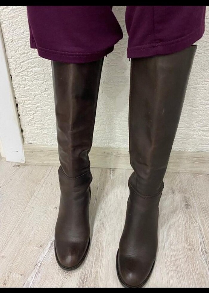 Kahverengi deri diz boyu topuklu kadın çizme - Görsel 3