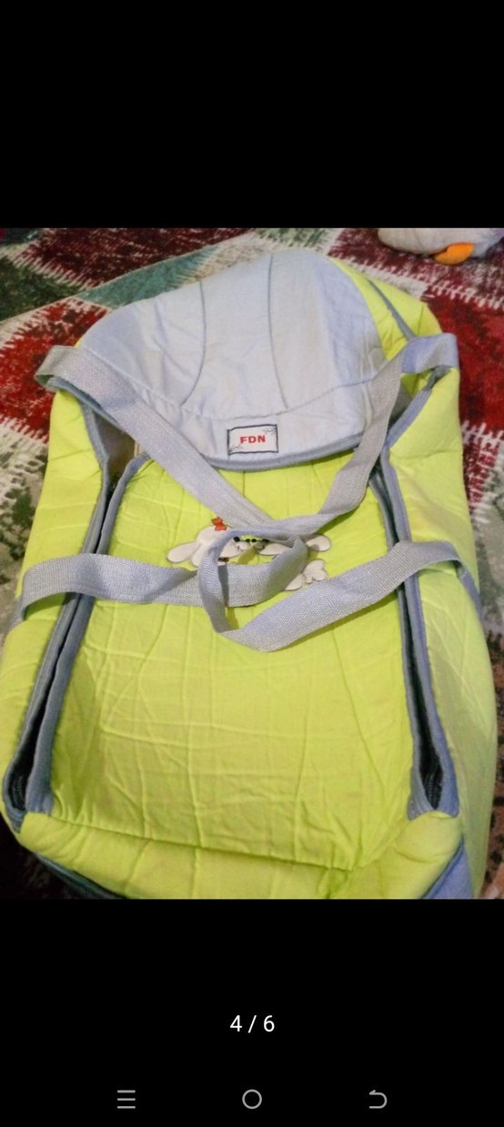 Sarı Kapüşonlu Bebek Taşıyıcı - Görsel 4