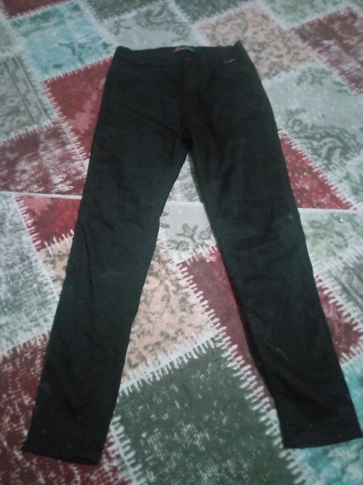 Kadın Siyah Dar Kesim Kumaş Pantolon - Görsel 5