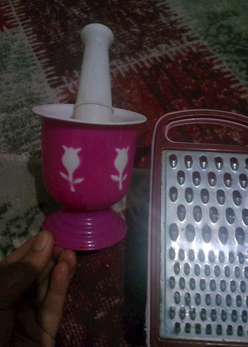 Beyaz havan ve gri rende seti - Görsel 5