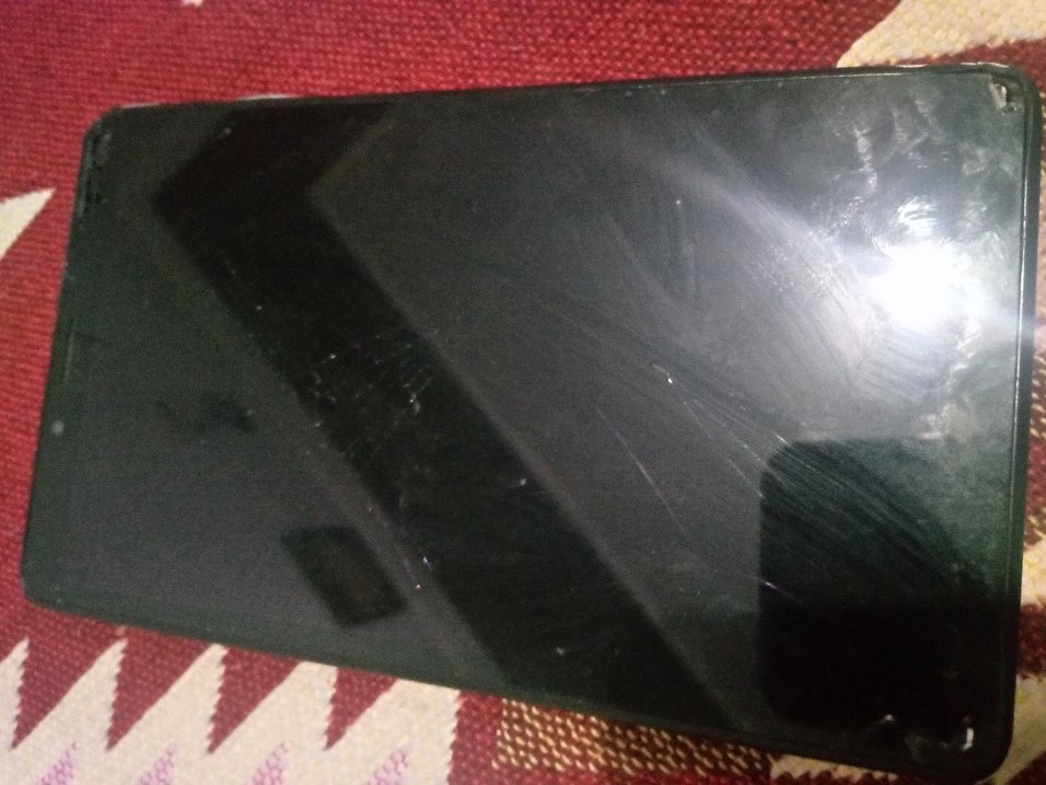 Gri Lenovo Tablet - Görsel 3