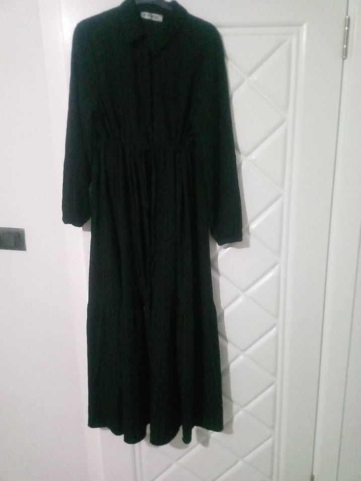 Siyah Uzun Kollu Piliseli Kadın Elbise - Görsel 4