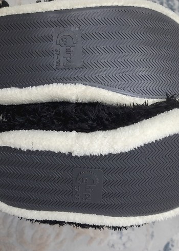 Siyah Peluş Sıcak Ev Terliği - Görsel 3