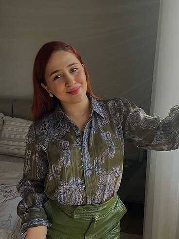 Topshop Kol detaylı şifon gömlek