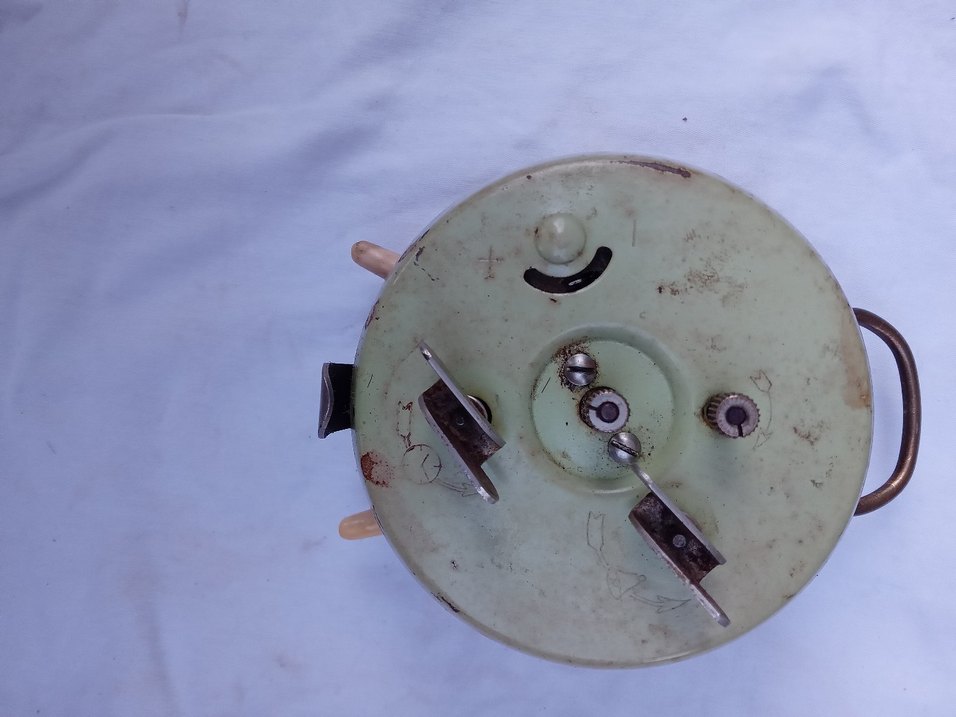 Antika FLEVRON Bej ve Gri Metal Masa Saati - Görsel 2