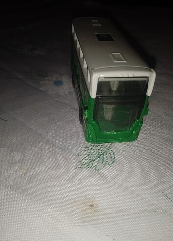 Çift katlı oyuncak otobüs