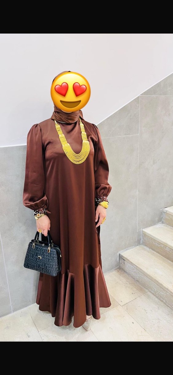 Uzun Kahverengi Saten Elbise - Görsel 2