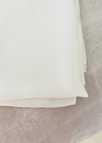 Kadın Beyaz İpek Dokulu Şal - Görsel 3