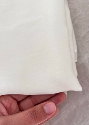 Kadın Beyaz İpek Dokulu Şal - Görsel 4