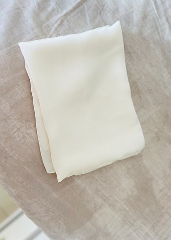 Kadın Beyaz İpek Dokulu Şal - Görsel 2