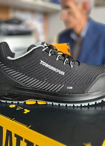 TOWORKFOR X-101 S1P SRC ESD İŞ AYAKKABISI 