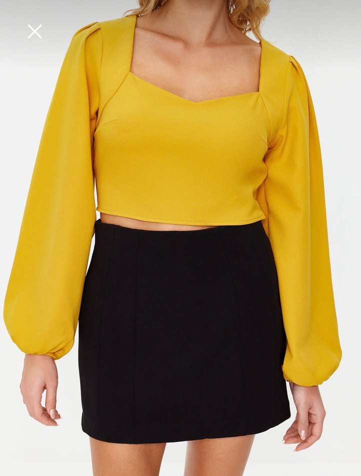 TRENDYOLMİLLA Hardal Sarısı Crop Uzun Kollu Bluz - Görsel 3