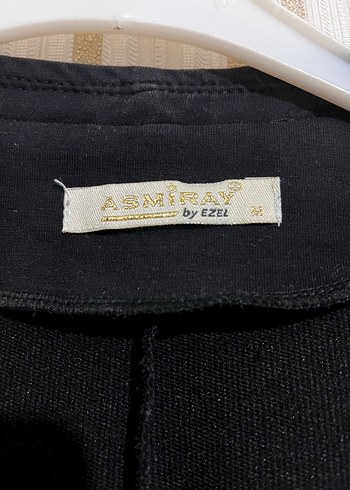 Uzun Siyah Nakışlı Kadın Yelek - Görsel 2