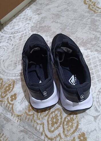 Nike 43 numara