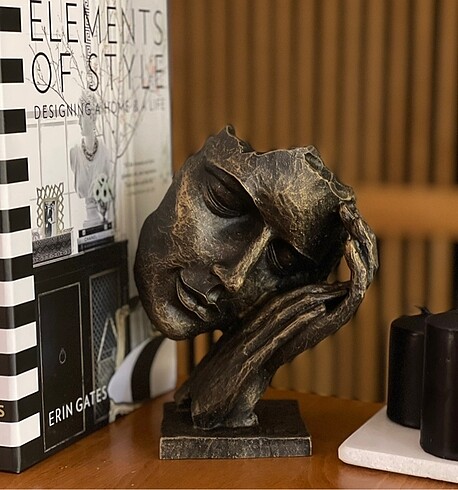 Diğer Uyuyan Yüz Heykeli, Soyut Biblo, Uyuyan Mask Biblo