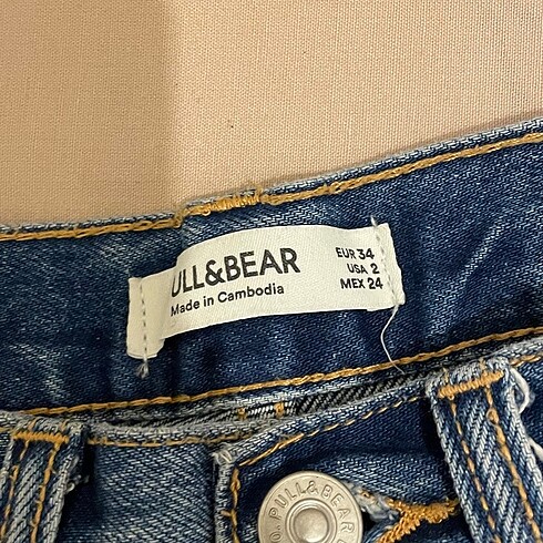 Pull and Bear Pull&Bear Yırtık detay jean