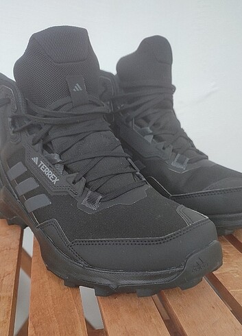 41 Beden siyah Renk Orijinal Adidas Terrex Goretex Bot