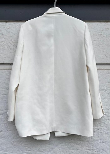 Beyaz Keten Düğmeli Kadın Blazer - Görsel 3