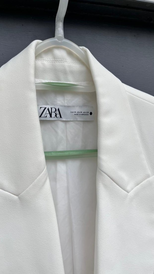 Beyaz Keten Düğmeli Kadın Blazer - Görsel 4