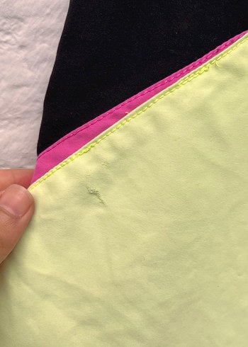 Renkli Mini Erkek Plaj Şortu - Görsel 3