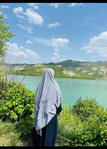 Beden gri Renk Gri suffle khimar