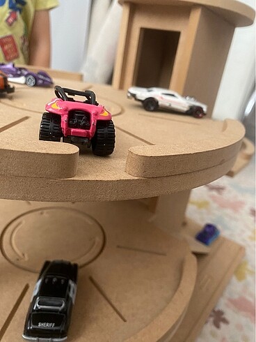 Beden Renk Ahşap çok katlı otopark Hedef marka