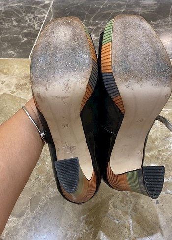 Tergan Siyah renkli Desenli Platform Topuklu Ayakkabı - Görsel 5