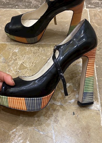 Tergan Siyah renkli Desenli Platform Topuklu Ayakkabı - Görsel 3