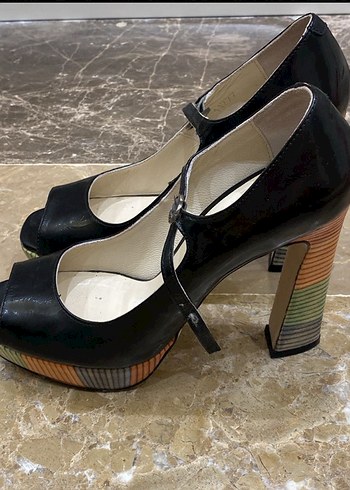 Tergan Siyah renkli Desenli Platform Topuklu Ayakkabı - Görsel 2