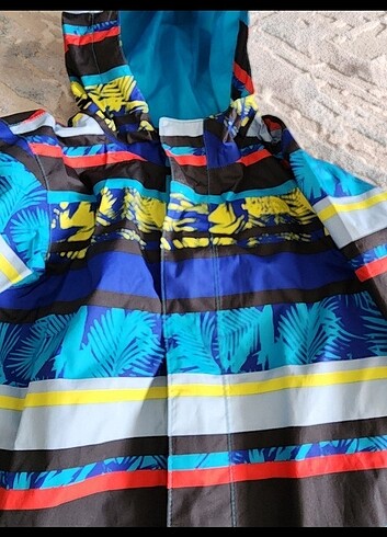 North face çocuk yağmurluk  - Görsel 3