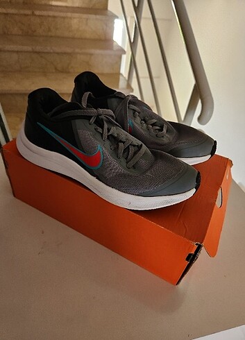 Nike kadın spor ayakkabı