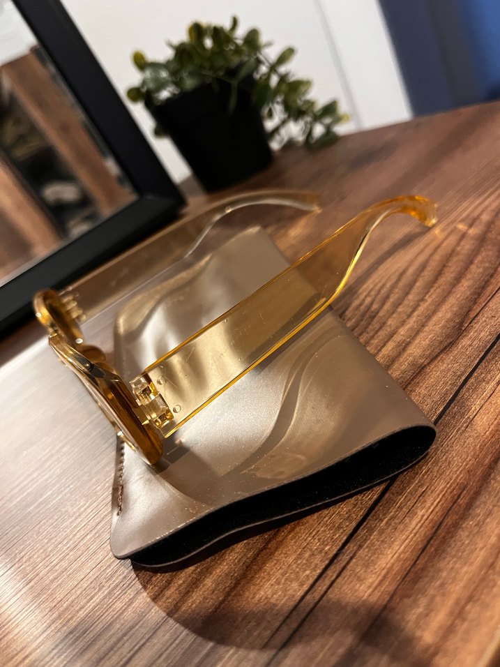 Şeffaf Bej Vintage Kadın Güneş Gözlüğü - Görsel 2