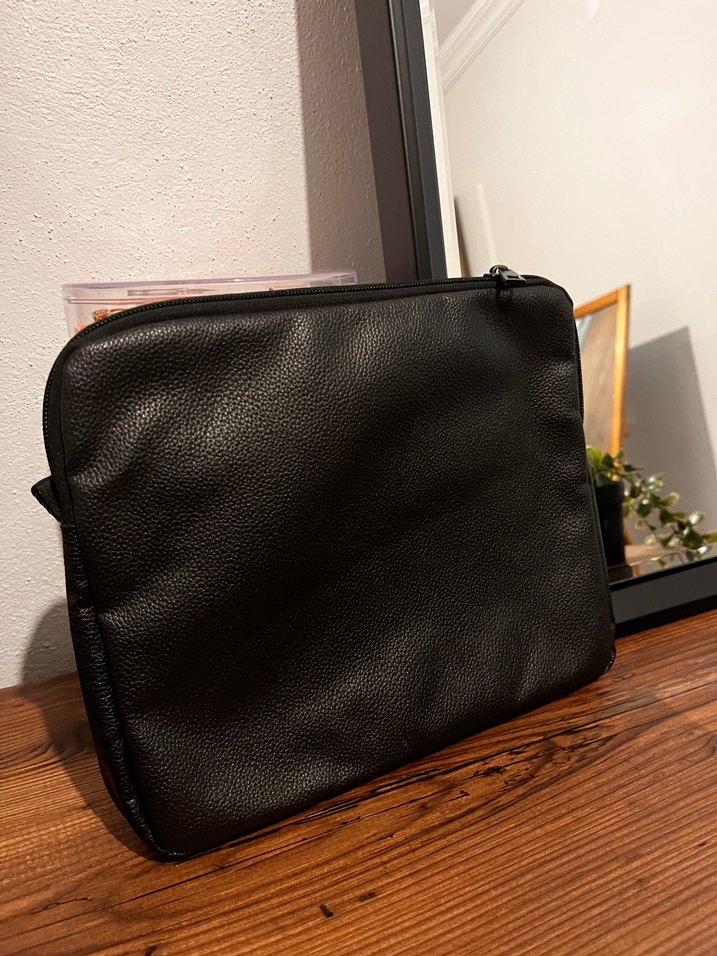 Siyah Deri Kadın Laptop Çantası - Görsel 2