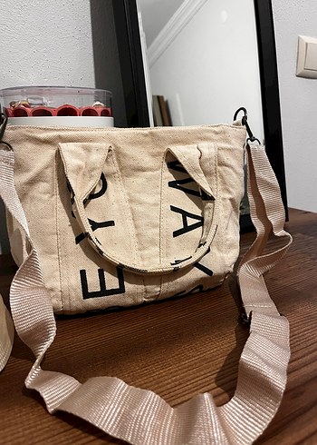 Bej Baskılı Fermuarlı Kadın Çanta - Görsel 2