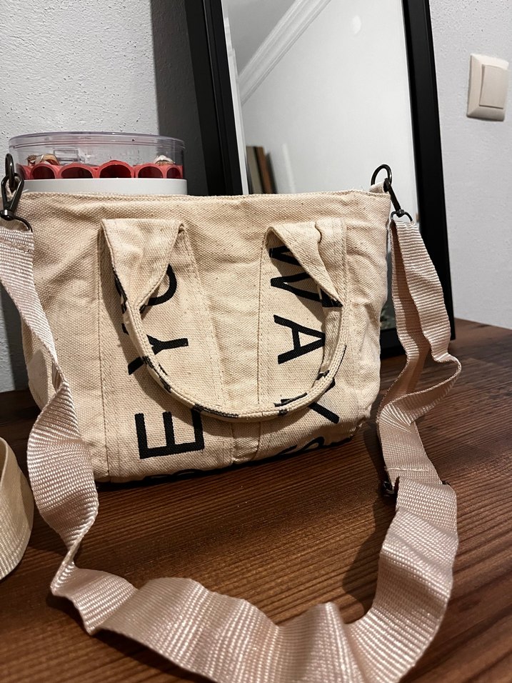 Bej Baskılı Fermuarlı Kadın Çanta - Görsel 2