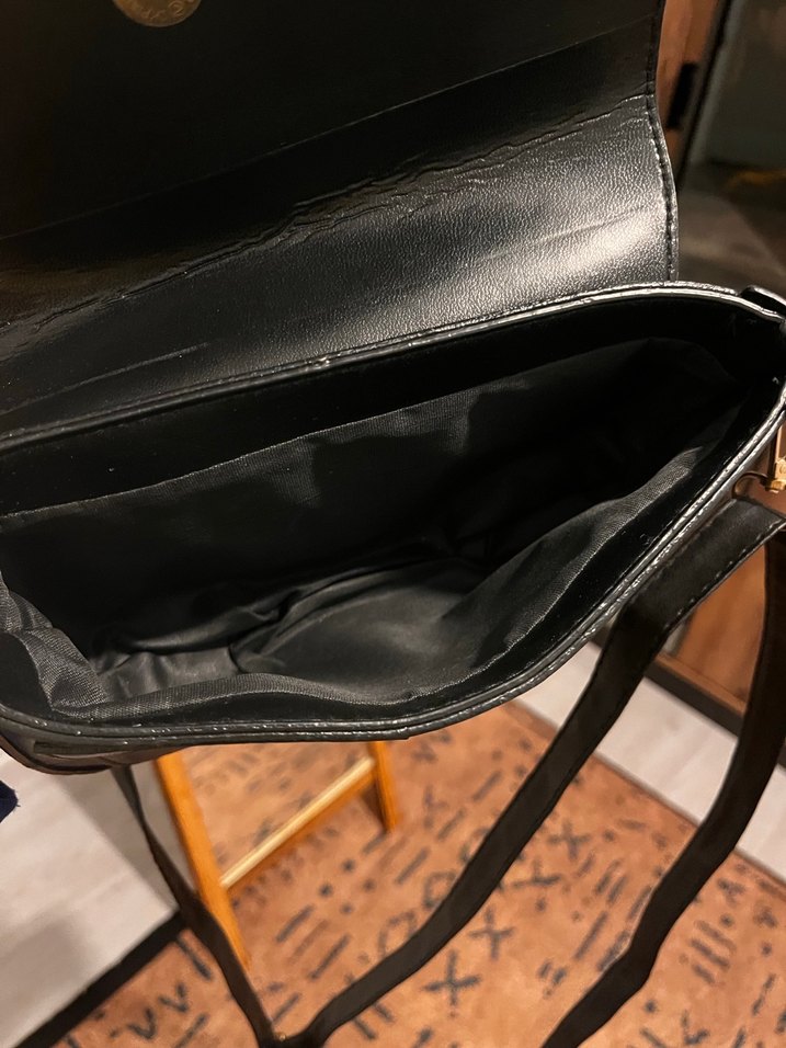 Siyah Deri Tokalı Kadın Çanta - Görsel 5