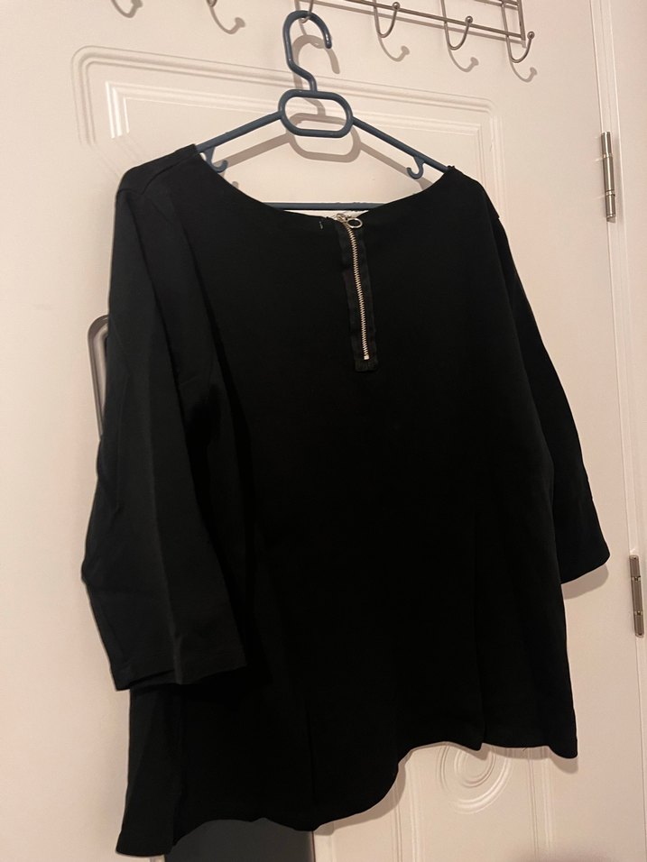 Siyah Kadın Bluz - Görsel 3