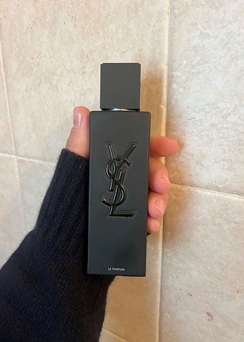 YSL Myslf Le Parfum Siyah Erkek Parfümü