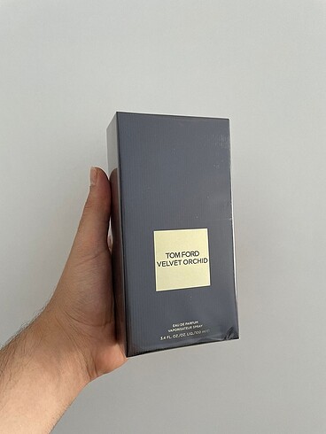 TOM FORD VELVET ORCHID
