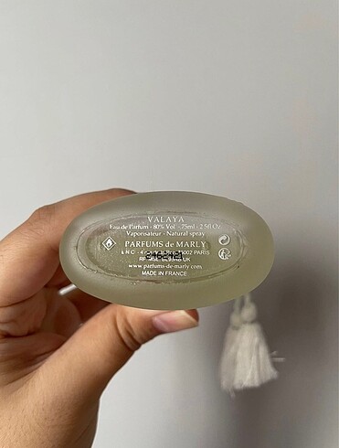 Beden VALAYA PARFUMS DE MARLYN