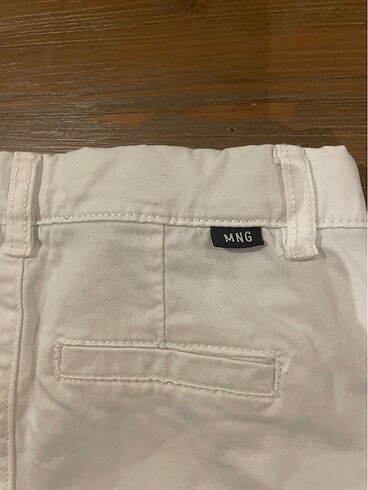 24-36 Ay Beden beyaz Renk MANGO cotton kumaş cepli pantolon