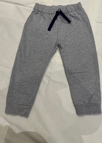 BENETTON Marka Gri Erkek Çocuk Rahat Kesim Eşofman altı.