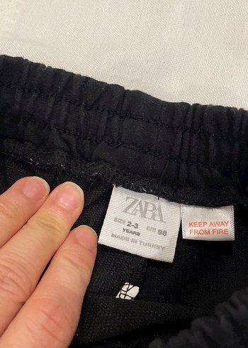24-36 Ay Beden ZARA Erkek Çocuk Siyah Baskılı Rahat Eşofman Altı