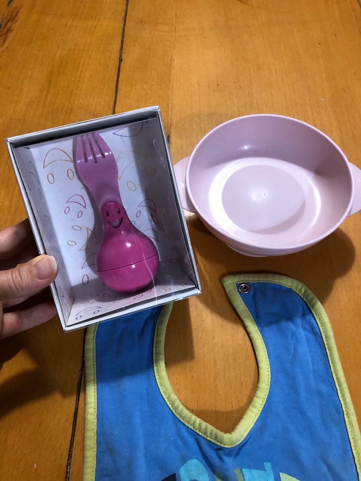 Mavi Baskılı Bebek Önlüğü vakumlu mama tabagı - Görsel 2