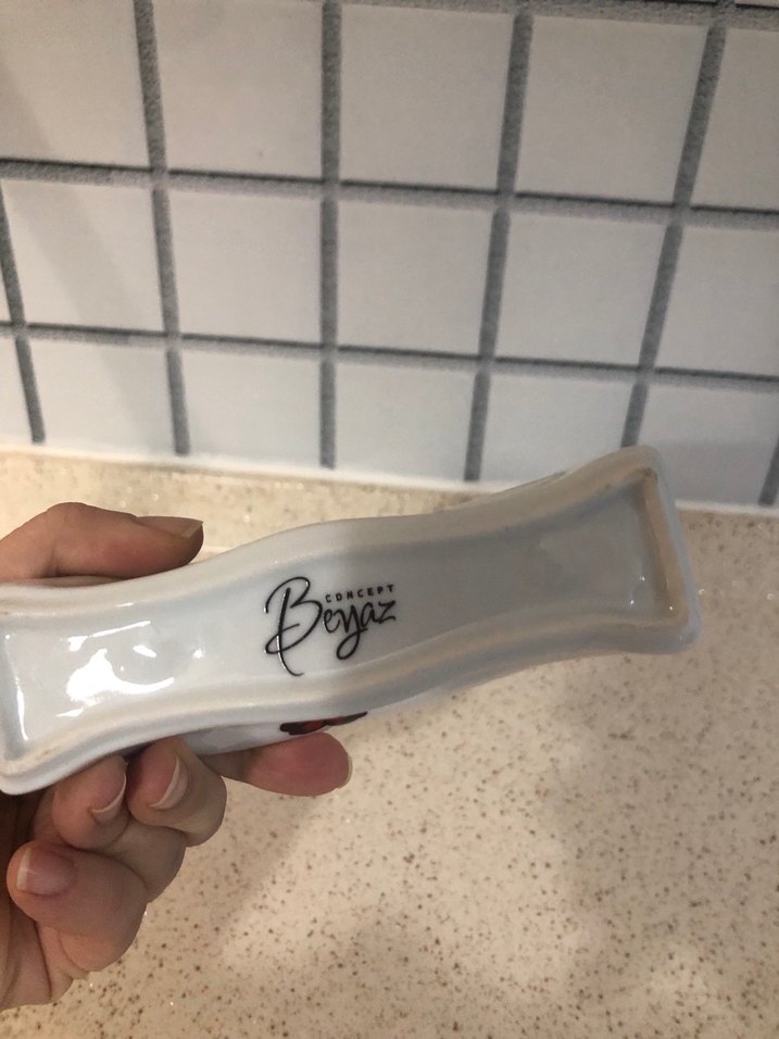 Çiçek Desenli Beyaz Peçetelik - Görsel 3