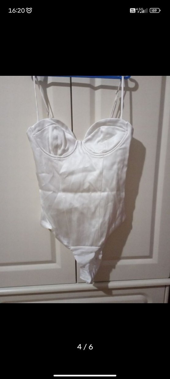 Zara Beyaz V Yakalı İnce Askılı Mini Bustiyer - Görsel 2