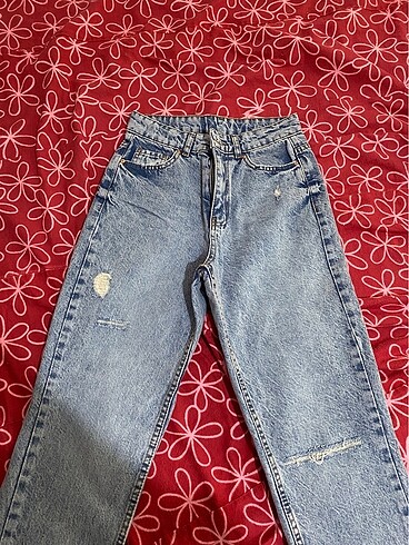 mom jean