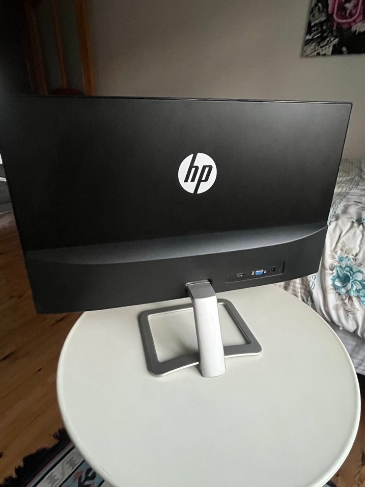 HP 24es 23.8 inch display Monitör - Görsel 3